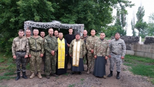 Українських бійців в зоні АТО відвідали священики Тернопільсько-Зборівської єпархії УГКЦ